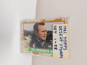 lot 36 image: 1991 Topps Desert Storm Collectible Cards