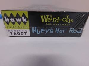 lot 51 image: NEW Weird-Ohs Car-Icky-Tures Model Kit