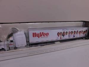 lot 65 image: SpecCast Limited Edition HyVee Semi Truck
