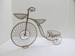 trike plant holder