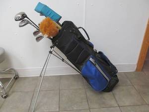 Spalding excel irons, metal woods,puter,driver, ,bag with stand