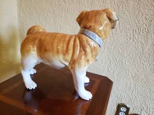 lot 244 image: Porcelain Pug Puppy