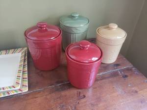 lot 343 image: Sorrento Dry Canister Set