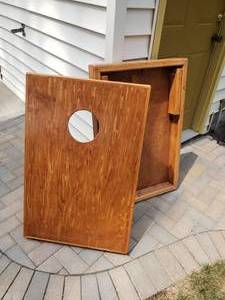 lot 272 image: Cornhole Set