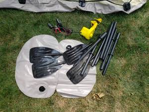 lot 263 image: Coleman 4 Person Inflatable Raft