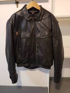 lot 153 image: Mens First Gear Leather Motorcycle Jacket size 42
