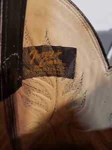 lot 156 image: Tony Lama Cowboy Boots  Size 8