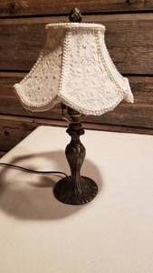 lot 364 image: Boudior Table Lamp with Lace Shade