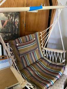 Hanging Swinging Chair on Metal Frame