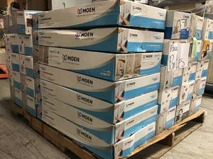 PALLET WITH MOEN FAUCETS FOR PARTS SEE PICS