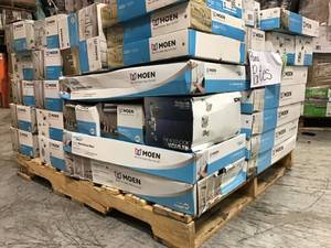 PALLET WITH MOEN FAUCETS FOR PARTS SEE PICS