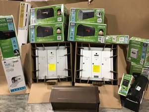 PALLET WITH GIBRALTAR MAILBOXES DIFFERENT SIZES & COLOR CUSTOMER RETURNS SEE PICS