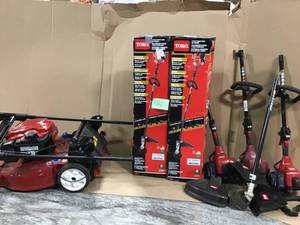 LOT WITH TORO OUTDOOR TOOLS CUSTOMER RETURNS SEE PICS