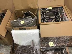 PALLET WITH PATIO CHAIRS CUSTOMER RETURNS SEE PICS