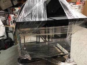 Set of 2  Assorted DYNA-GLO  Propane Gas Grills Original costumers Returns