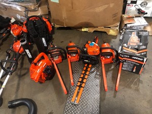 LOT WITH SALVAGE ECHO OUTDOORLAWN TOOLS FOR PARTS OR REPAIR