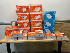 lot 51 image: Lot of  Recessed Lighting Kits