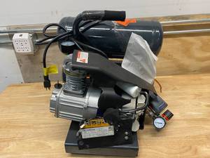 lot 54 image: PROFESSIONAL WOODWORKER 4 Gal. Pro Duty Twin Stack Oil-Lube Air Compressor