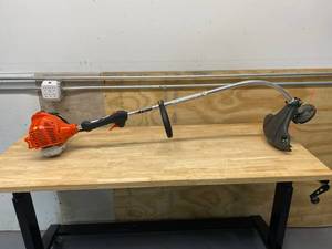 lot 55 image: ECHO 21.2 cc Gas 2-Stroke Cycle Curved Shaft Trimmer