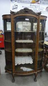 lot 31 image: Antique Curved Glass Oak China Cabinet