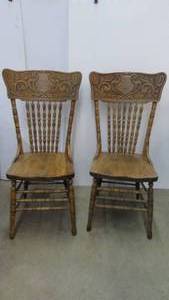 lot 85 image: Antique Oak Carved Back Chairs