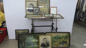 lot 91 image: AntiqueVintage Picture Frames