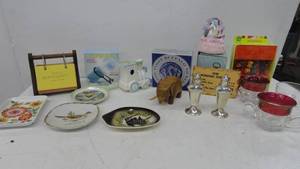 lot 93 image: Household Items