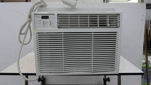 lot 94 image: Soleus Air By Gree 12,000 BTU Air Conditioner