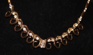 Amazing Sarah Coventry Rhinestone & Swirled Cs Collar Necklace