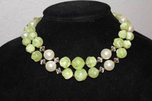 Light Green Carved Jade Beaded ChokerNecklace
