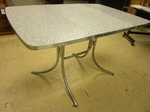 lot 706 image: VINTAGE KITCHEN TABLE