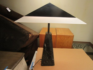 lot 709 image: ACCENT LAMP, WITH MARBLE BASE