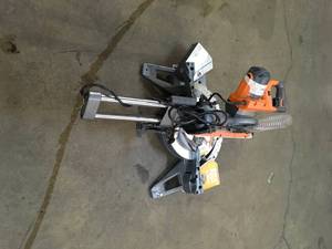 RIGID 15 Amp Corded 12 in. Dual Bevel Sliding Miter Saw with 70° Miter Capacity CUSTOMER RETURN SEE PICS