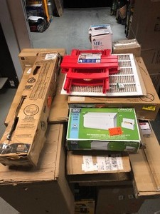 MIXED PALLET OF ASSORTED HOUSE FURNITURE & SUPPLIES MUST SEE CUSTOMER RETURNS SEE PICS