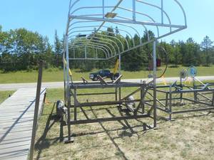 Gangplank Aluminum cantilever lift