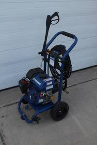 lot 7 image: Pressure Washer Power Horse 3000 PSI