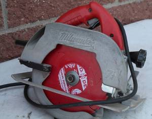 lot 25 image: Circular Saw 7 - 14 Milwaukee