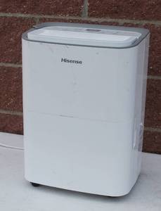 lot 47 image: Hisense Dehumidifier 35 Pint day Capacity