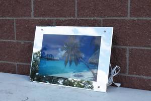 lot 30 image: Light Box Decorative With Mirror Trim