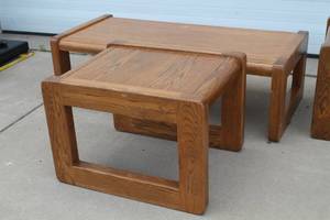 lot 63 image: Coffee Table And 2 Side Tables Set