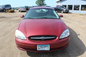 2002 Ford Taurus SE