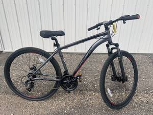 lot 7 image: Schwinn Dual Sport 21 Speed Bicycle 26 Wheels