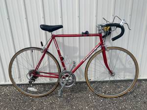 lot 38 image: Vintage Schwinn 10 Speed Bicycle 20 Wheels