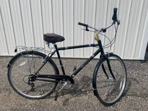 lot 42 image: Schwinn Gateway 7 Speed Bicycle 28 Wheels