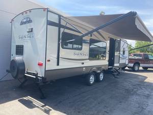 2013 Crossroads Sunset Trail Travel Trailer