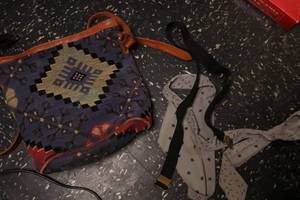 lot 108 image: Lot of fabric handbags