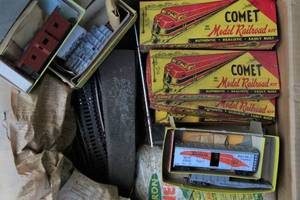lot 128 image: Lot of Comet model railroad kits, HO guage - many new old stock