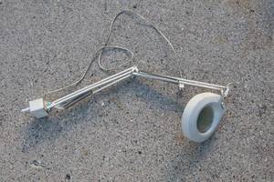 lot 133 image: Metal table lamp with magnifying glass
