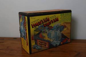lot 13 image: New in box Mattel Master Caster car molding kit