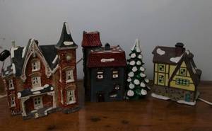 lot 17 image: Lot of Christmas dcor including 3 Dept. 56 buildings